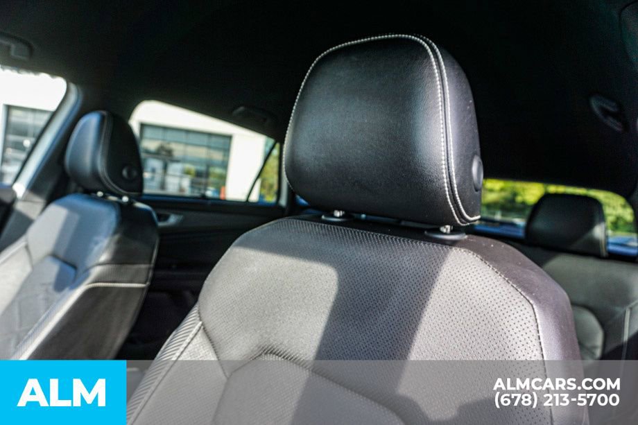 Used 2024 Volkswagen Atlas Cross Sport SE image 18