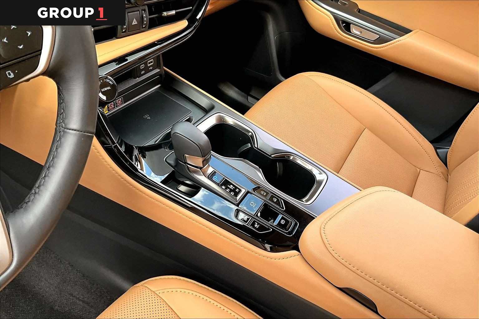 Certified 2025 Lexus NX 350 AWD w/ Accessory Package (A2) image 14