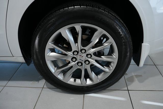 Used 2024 Buick Enclave Avenir image 12