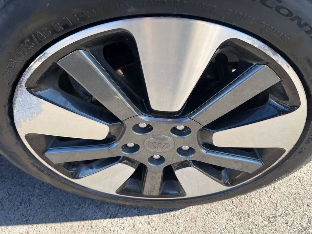 Used 2015 Kia Soul ! w/ Sun & Sound Package image 38