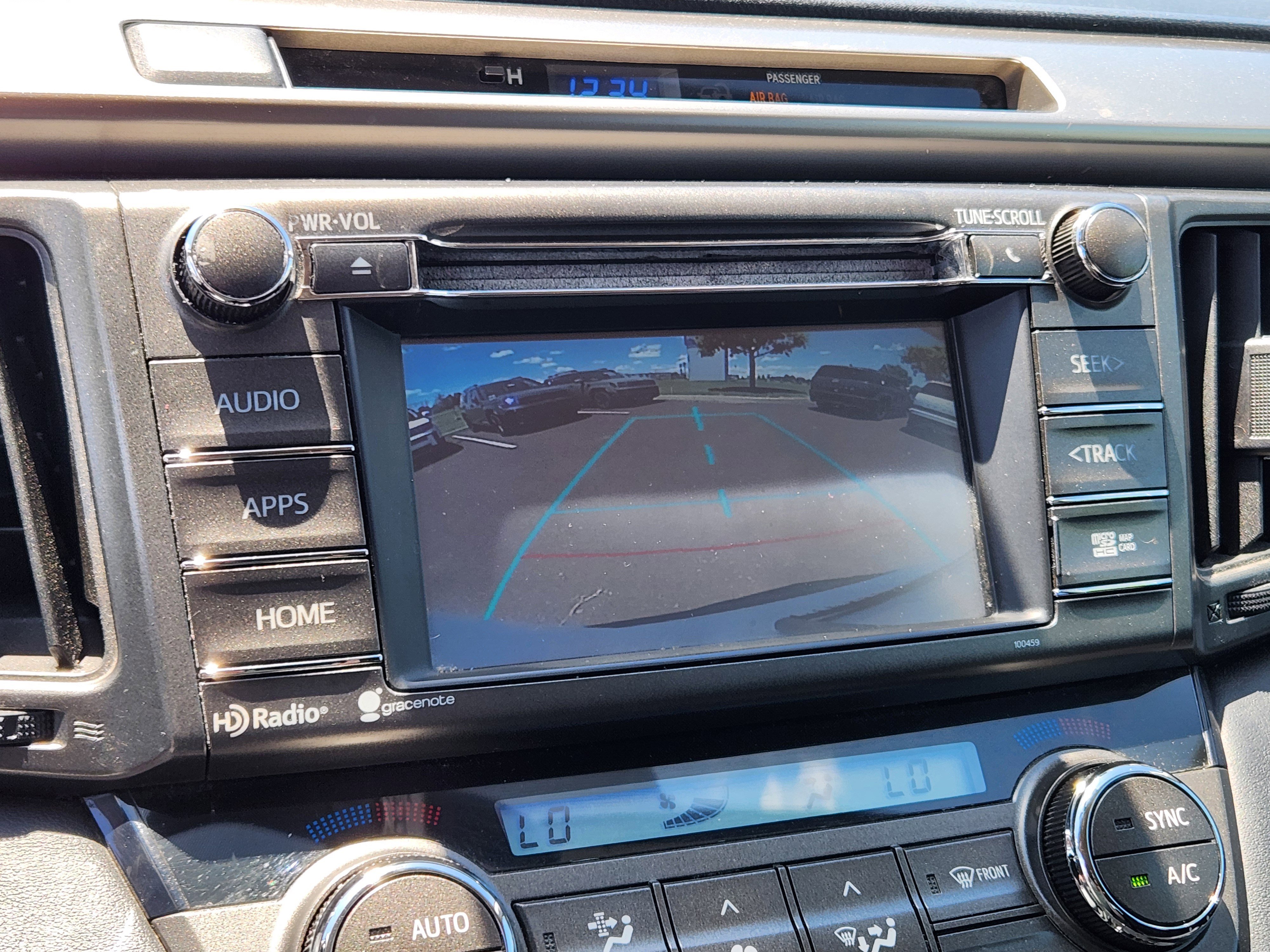 Used 2014 Toyota RAV4 XLE w/ Preferred Accessory Package AWD/4WD image 22