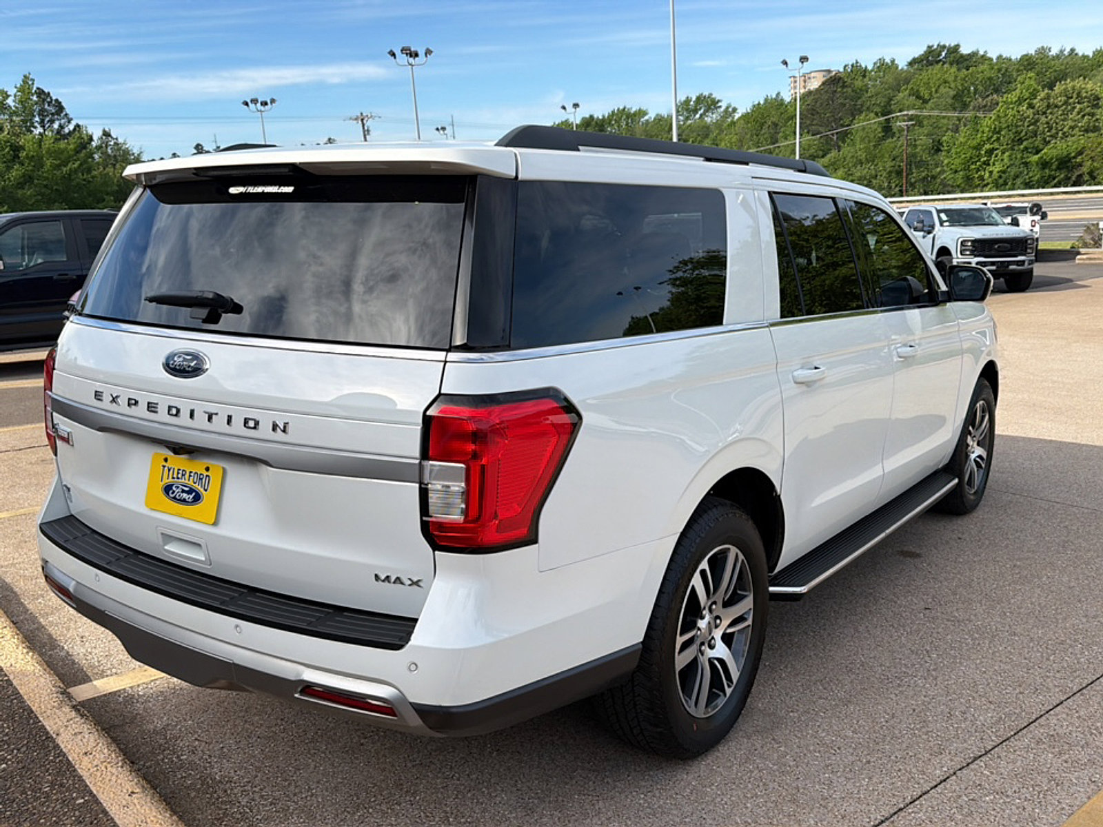 Used 2022 Ford Expedition Max XLT RWD image 8