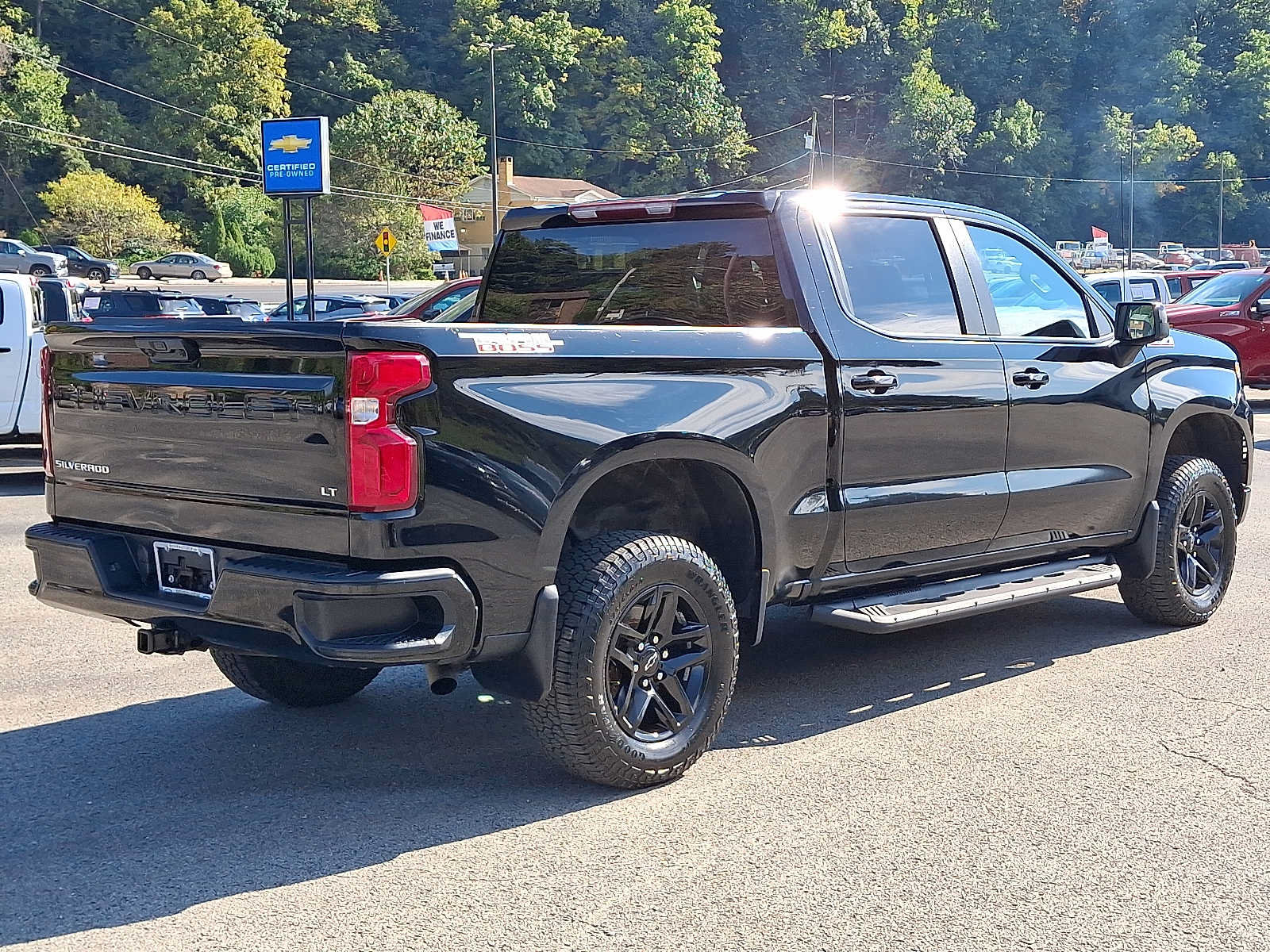 Used 2024 Chevrolet Silverado 1500 LT Trail Boss w/ Protection Package AWD/4WD image 6