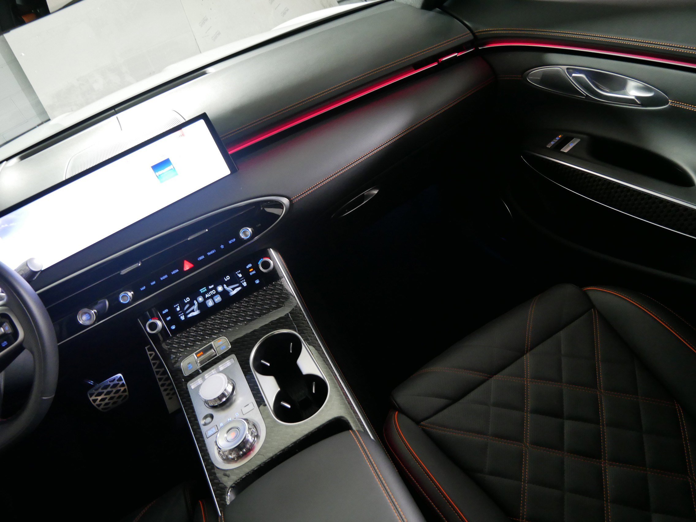 Used 2026 Genesis GV70 3.5T Sport Prestige image 11