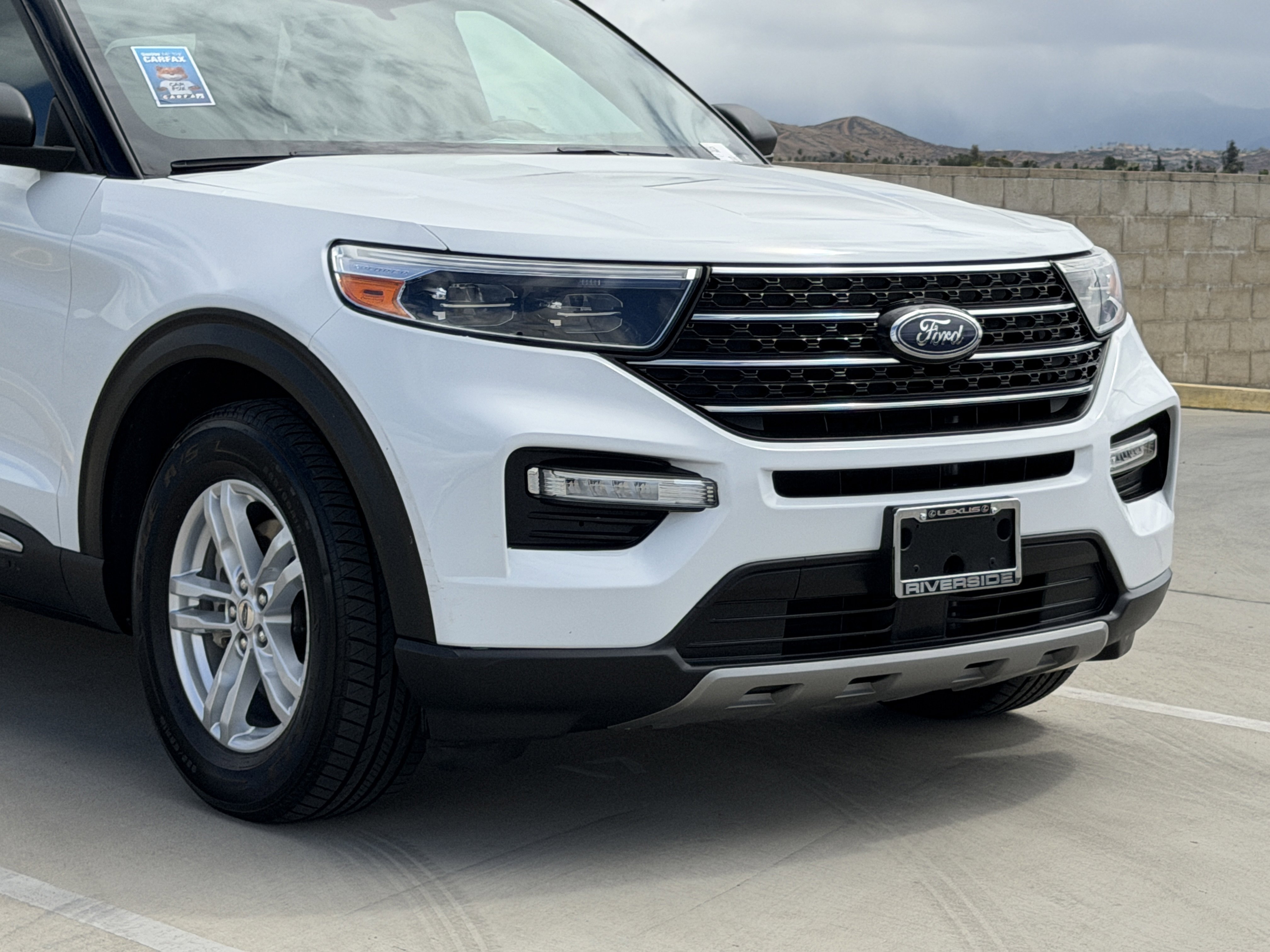 Used 2020 Ford Explorer XLT w/ Equipment Group 202A RWD image 3