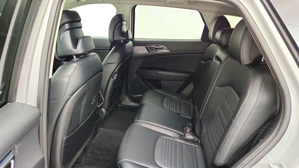 Used 2023 Kia Sportage SX FWD image 22
