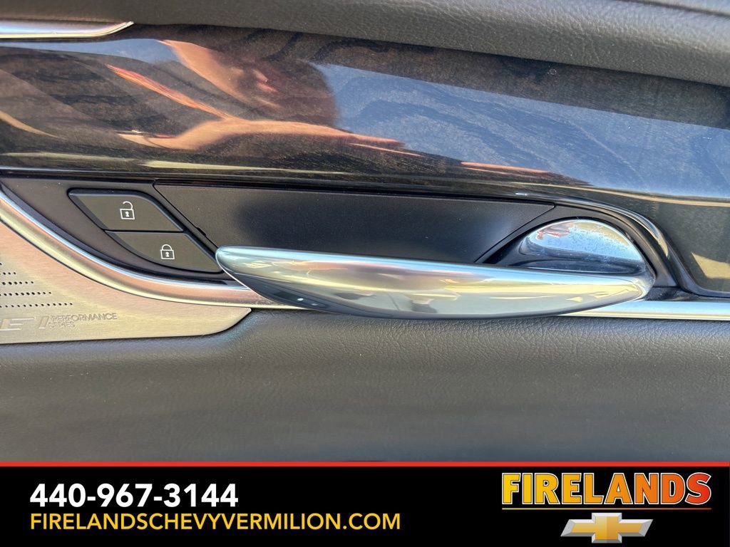 Used 2022 Cadillac XT6 Premium Luxury AWD/4WD image 36