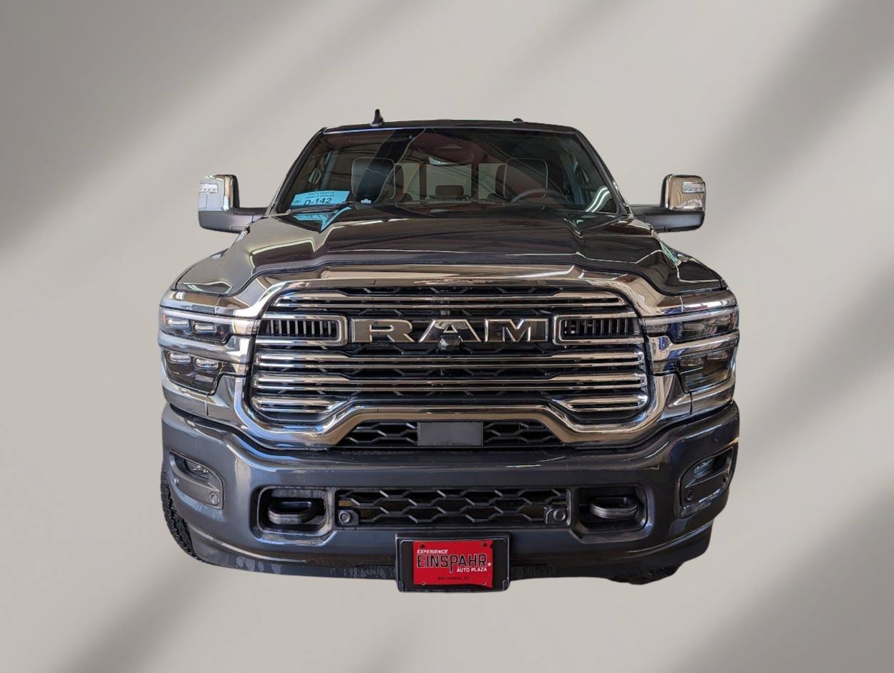 New 2026 RAM 2500 Laramie AWD/4WD image 2