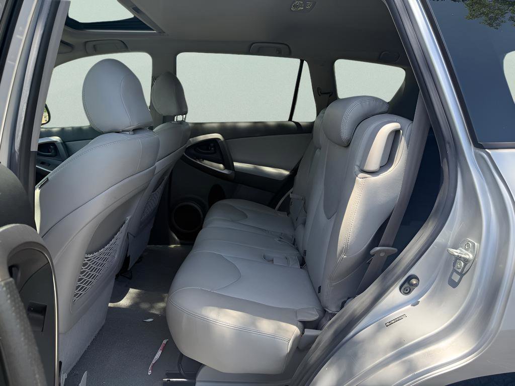 Used 2007 Toyota RAV4 Limited AWD/4WD image 11