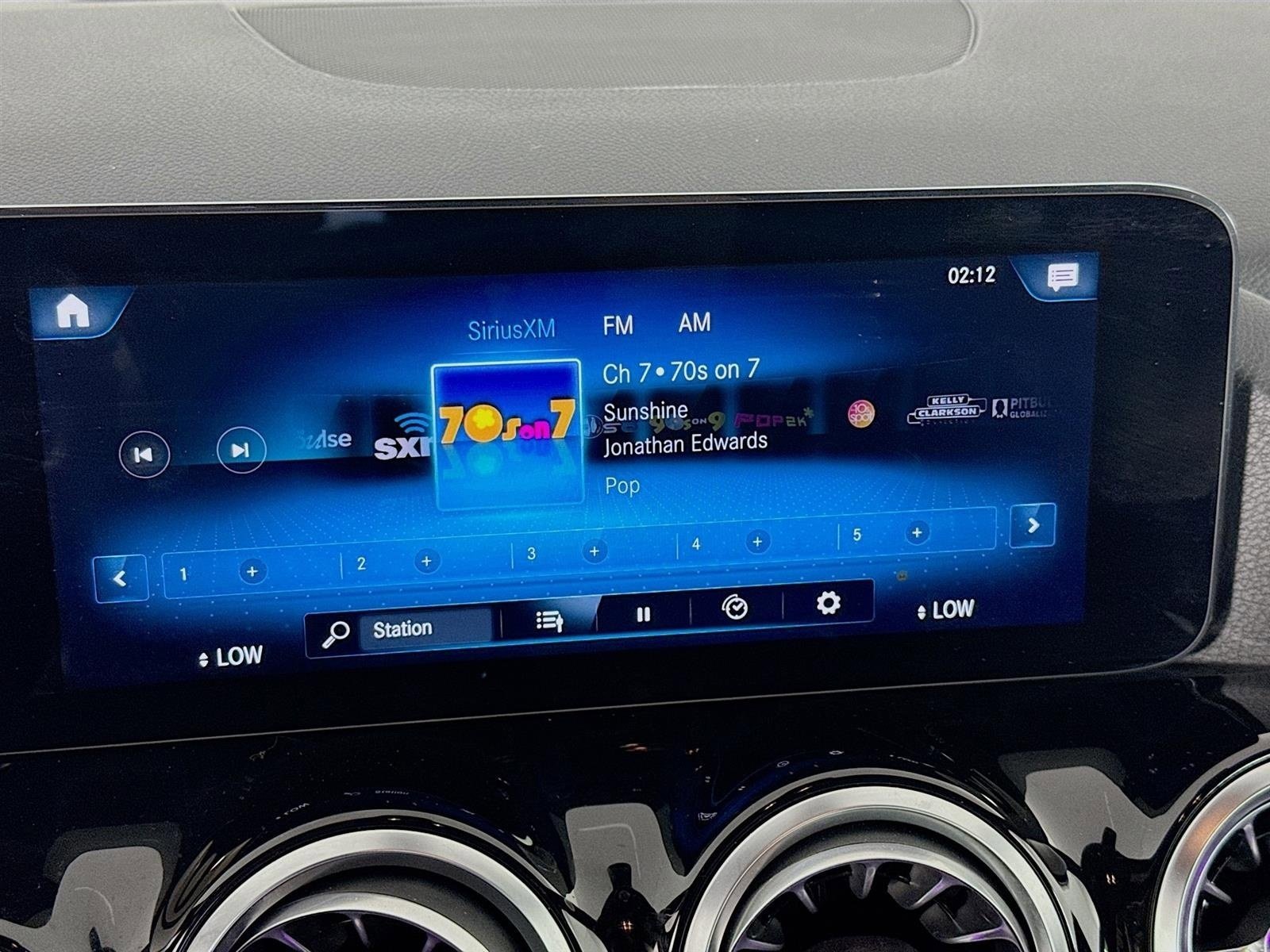 Used 2023 Mercedes-Benz GLA 250 4MATIC image 16