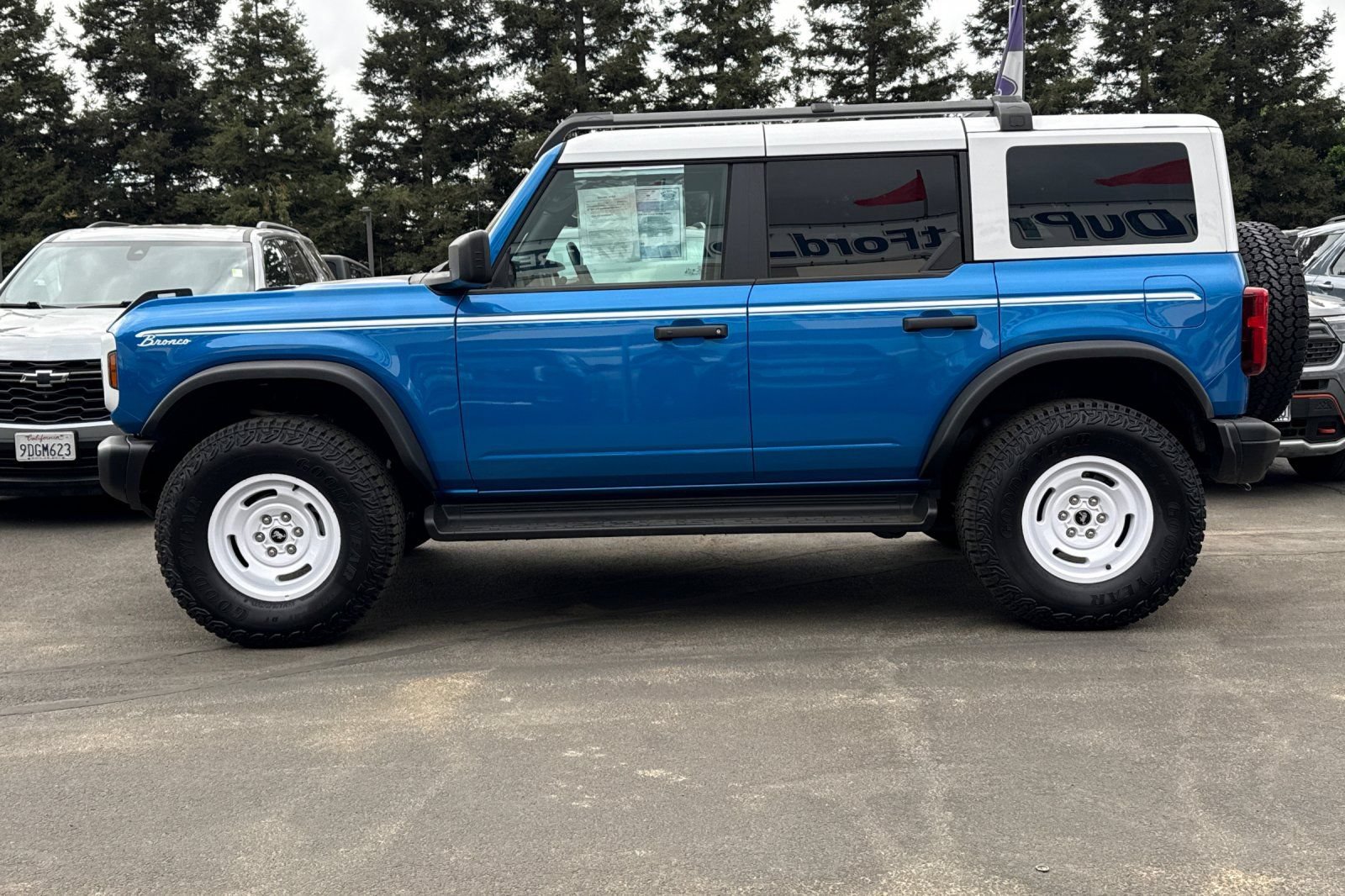 Used 2026 Ford Bronco Heritage Edition AWD/4WD image 7