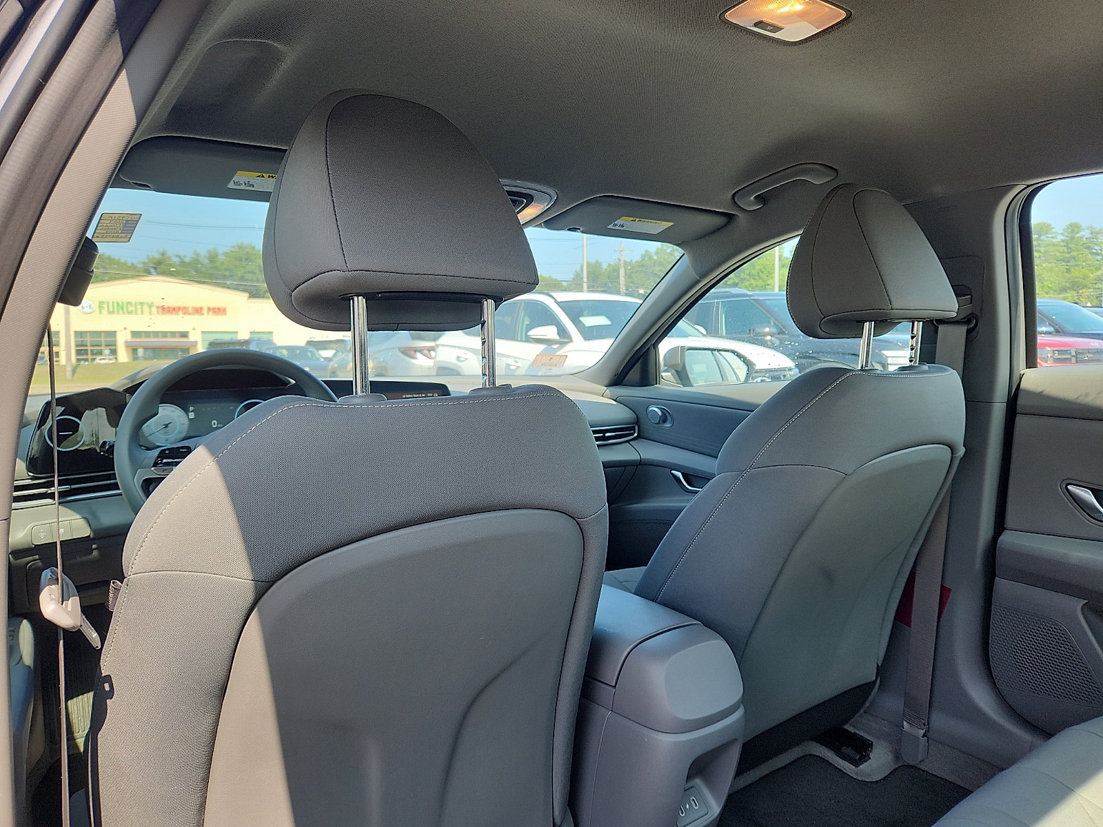 Certified 2024 Hyundai Elantra SEL FWD image 24