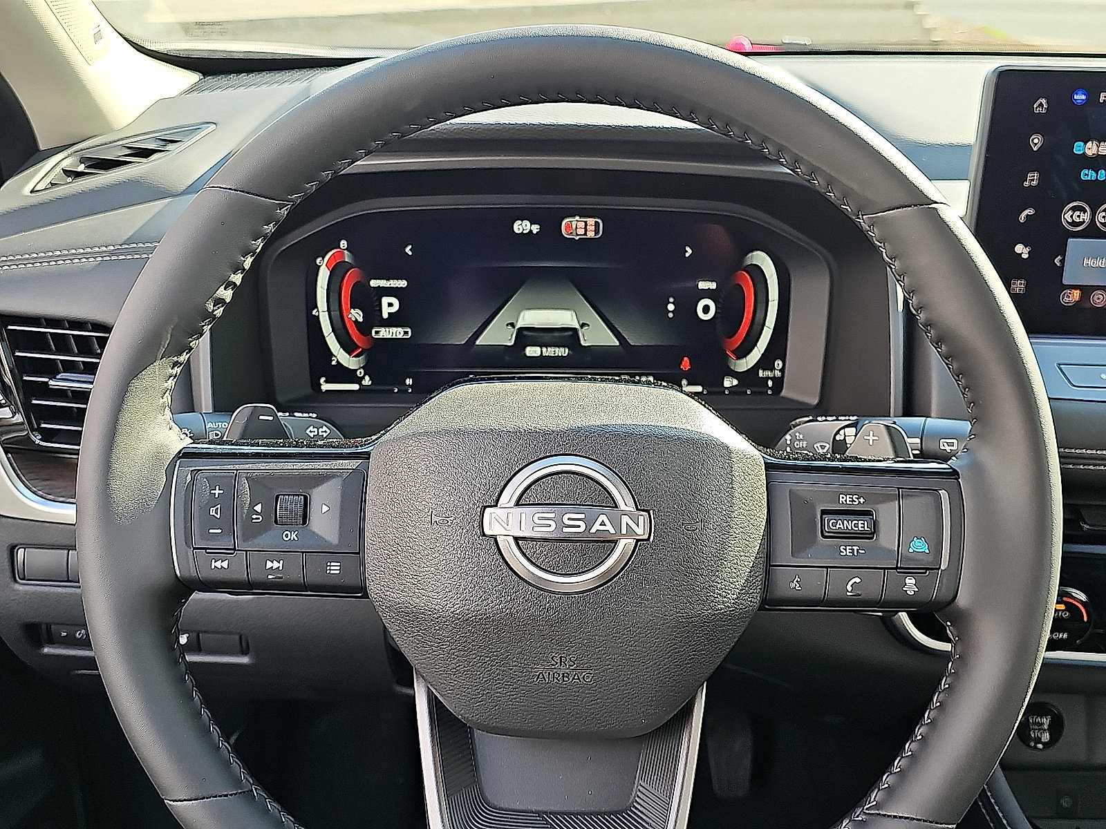New 2026 Nissan Rogue Platinum AWD/4WD image 16