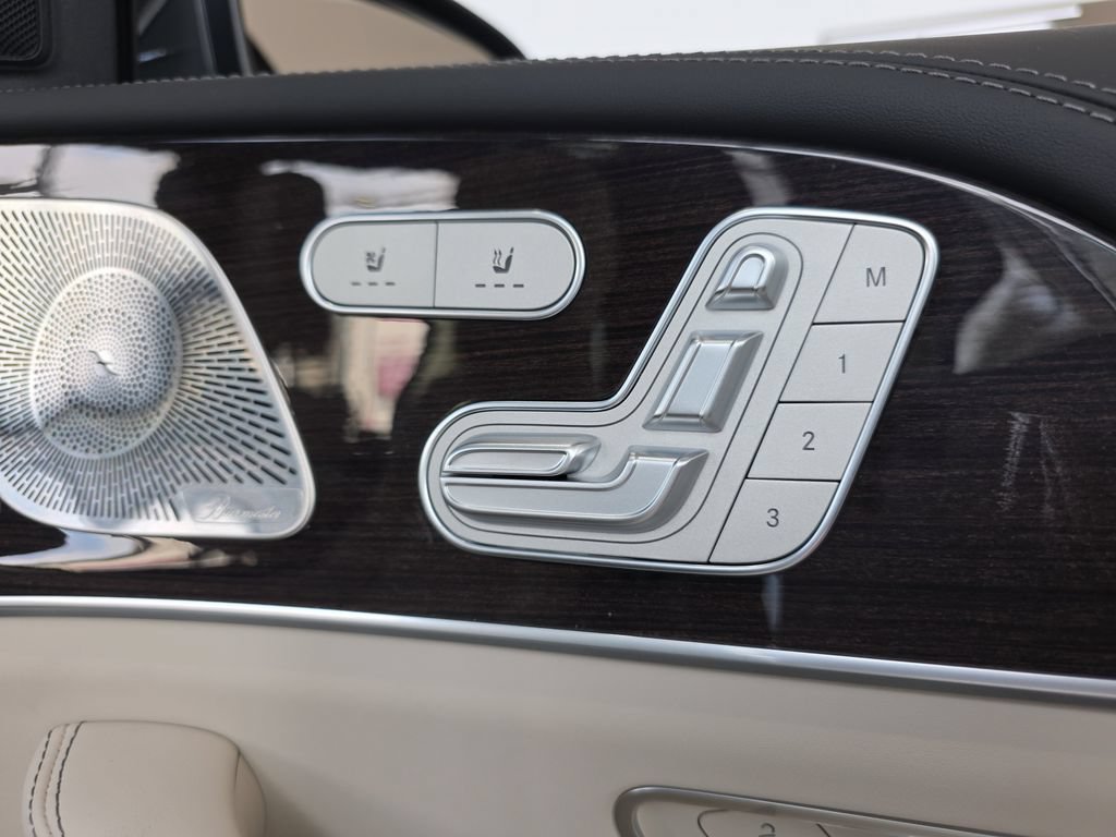 New 2026 Mercedes-Benz GLS 63 AMG 4MATIC image 18
