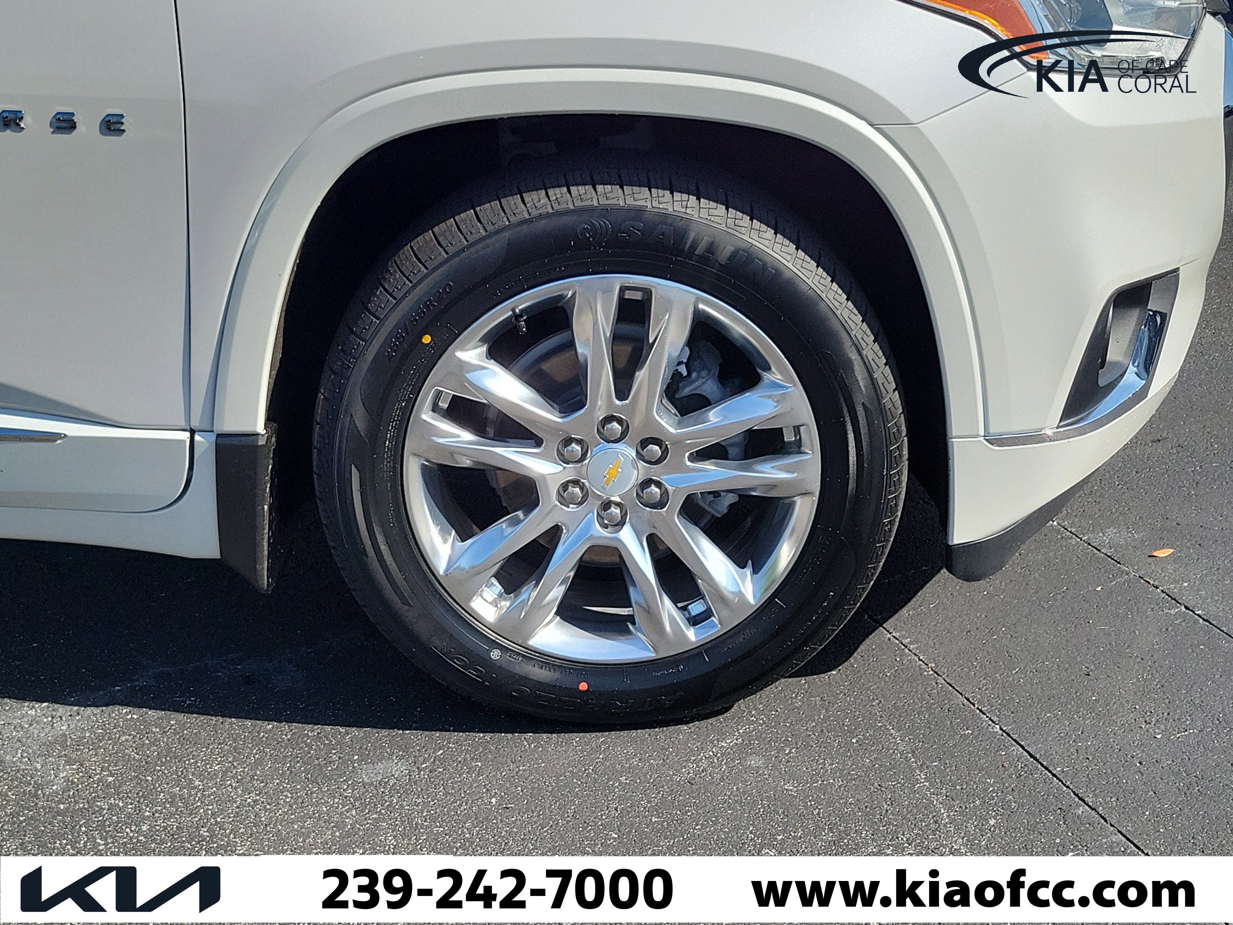 Used 2021 Chevrolet Traverse High Country w/ LPO, Floor Liner Package image 7