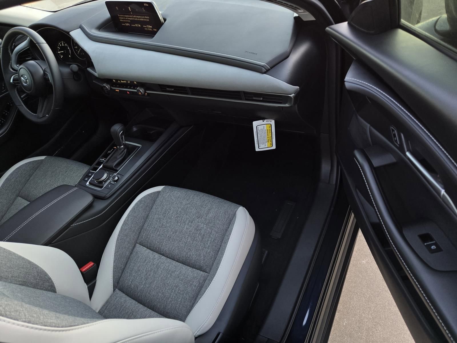 New 2026 MAZDA CX-30 Aire Edition AWD/4WD image 6