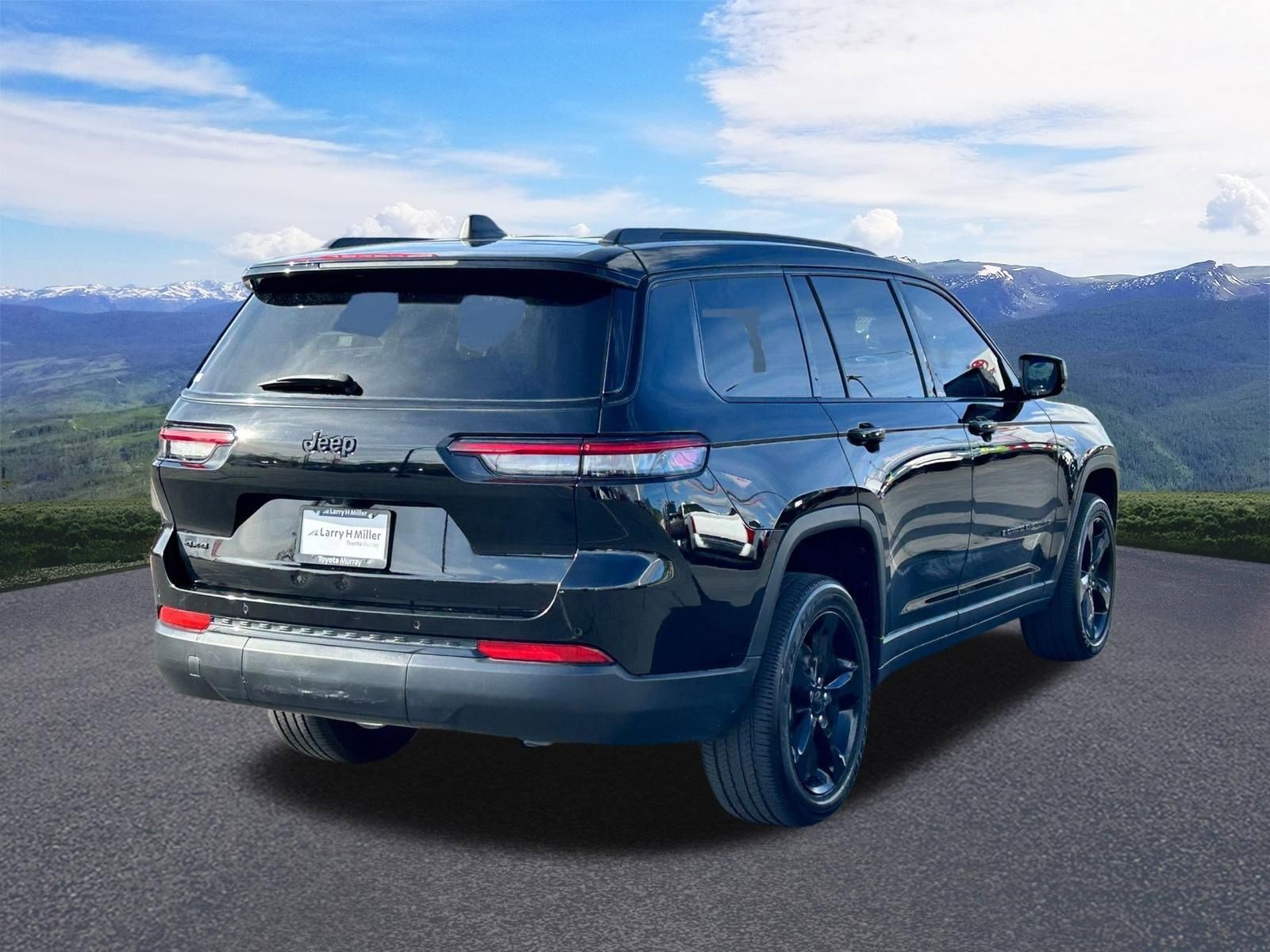 Used 2024 Jeep Grand Cherokee L Altitude image 5