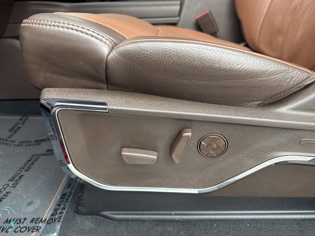 Used 2025 Ford F250 King Ranch w/ FX4 Off-Road Package image 15