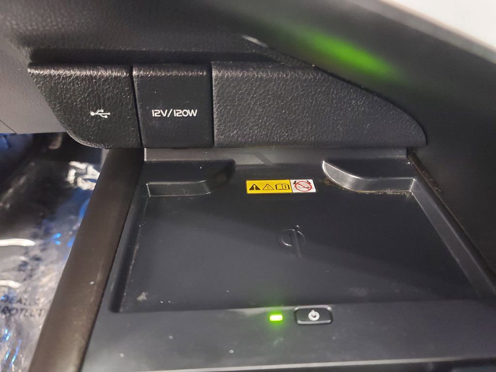 Used 2023 Toyota Camry XSE image 33