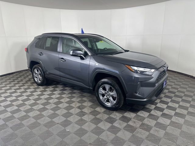 Used 2024 Toyota RAV4 LE AWD/4WD image 1