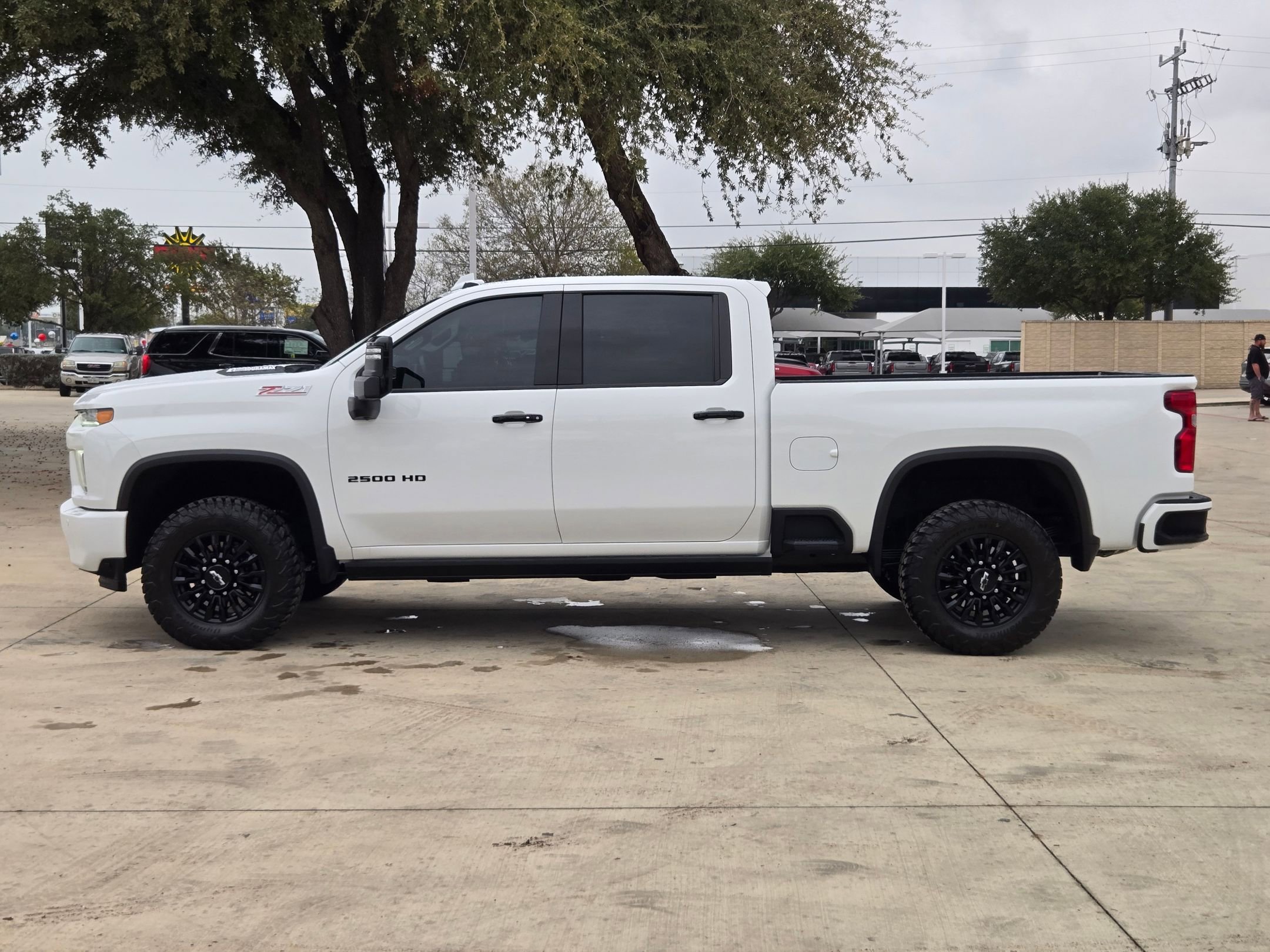 Certified 2022 Chevrolet Silverado 2500 LTZ w/ LTZ Plus Package image 6
