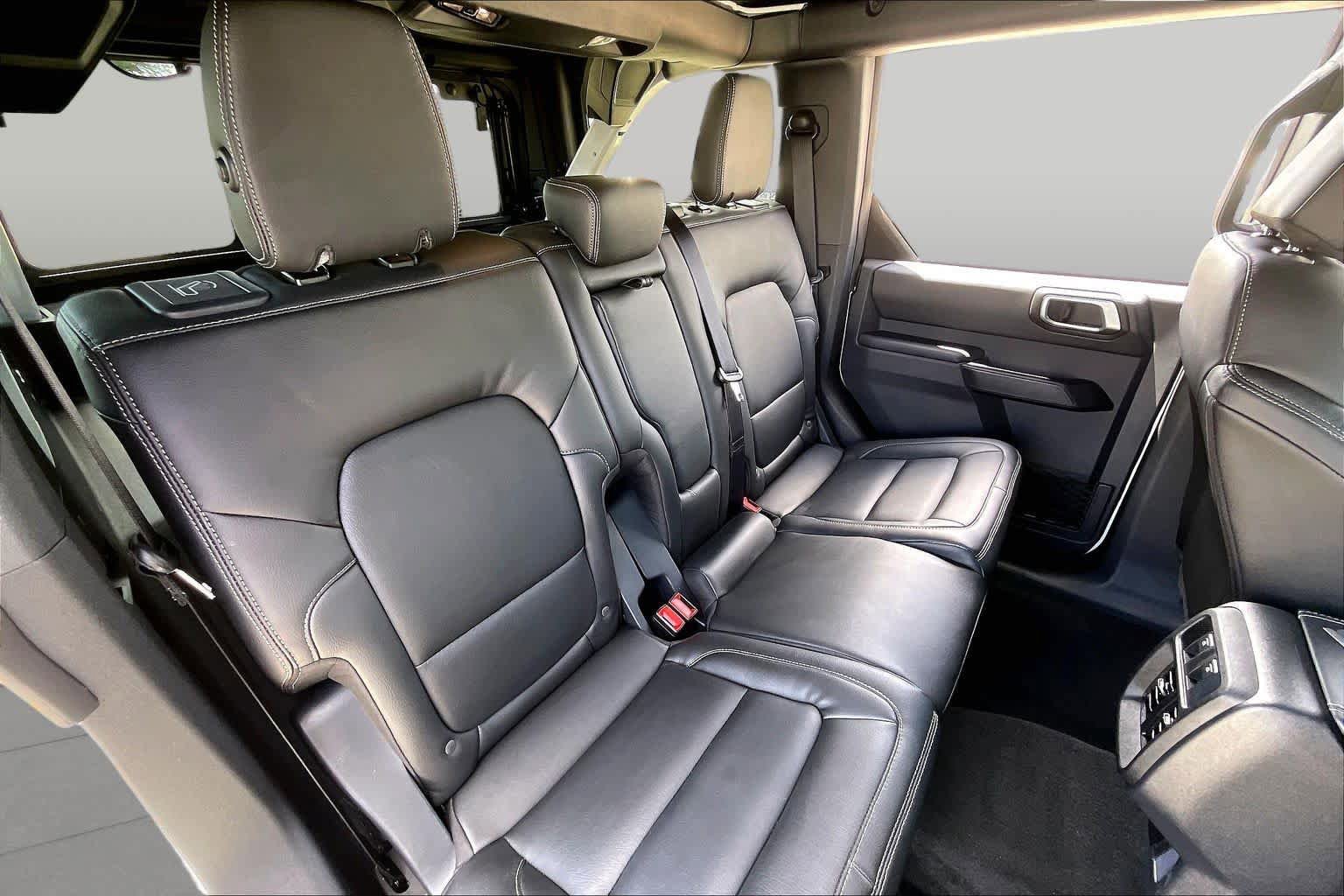 Used 2025 Ford Bronco Big Bend AWD/4WD image 18