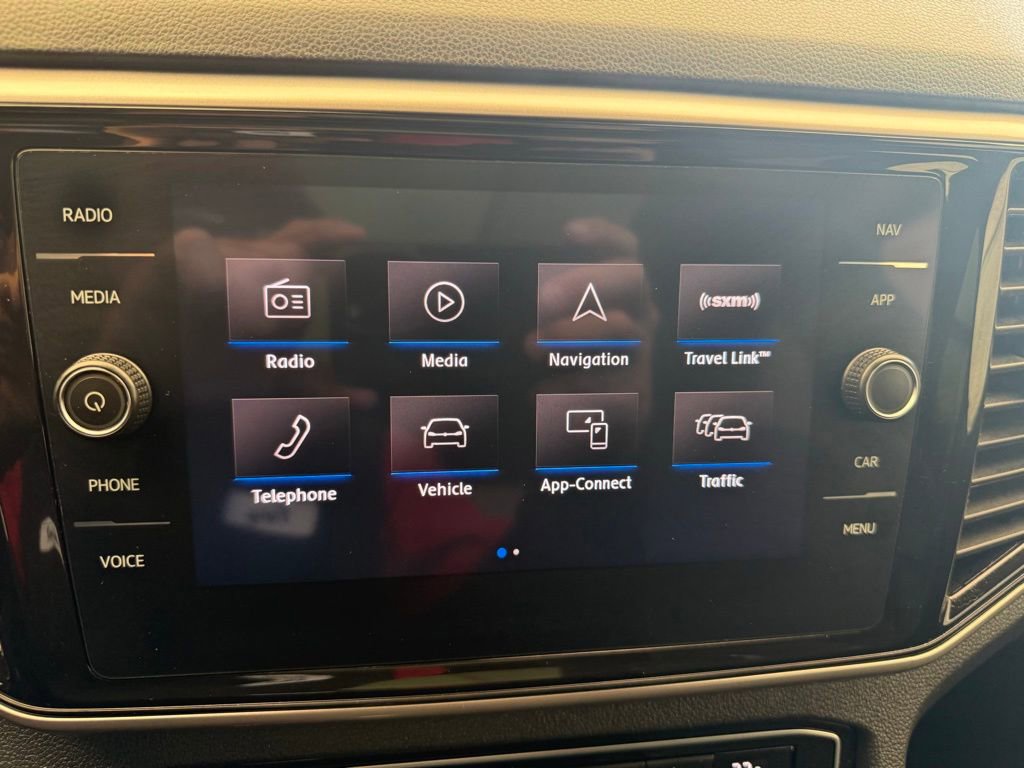 Used 2020 Volkswagen Atlas Cross Sport SEL R-Line AWD/4WD image 45