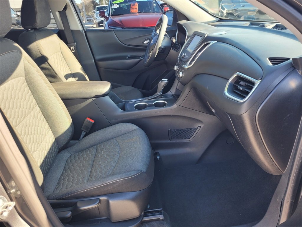 Used 2018 Chevrolet Equinox LT image 16