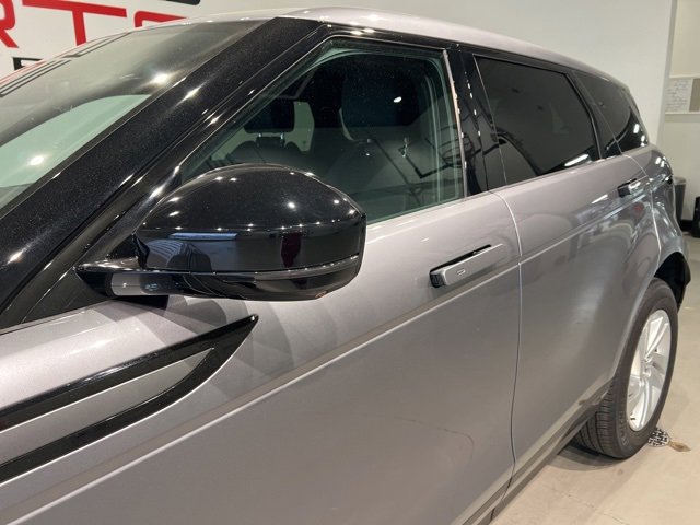 Used 2025 Land Rover Range Rover Evoque S image 11