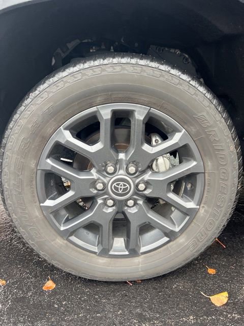 Used 2023 Toyota Tundra Platinum image 14