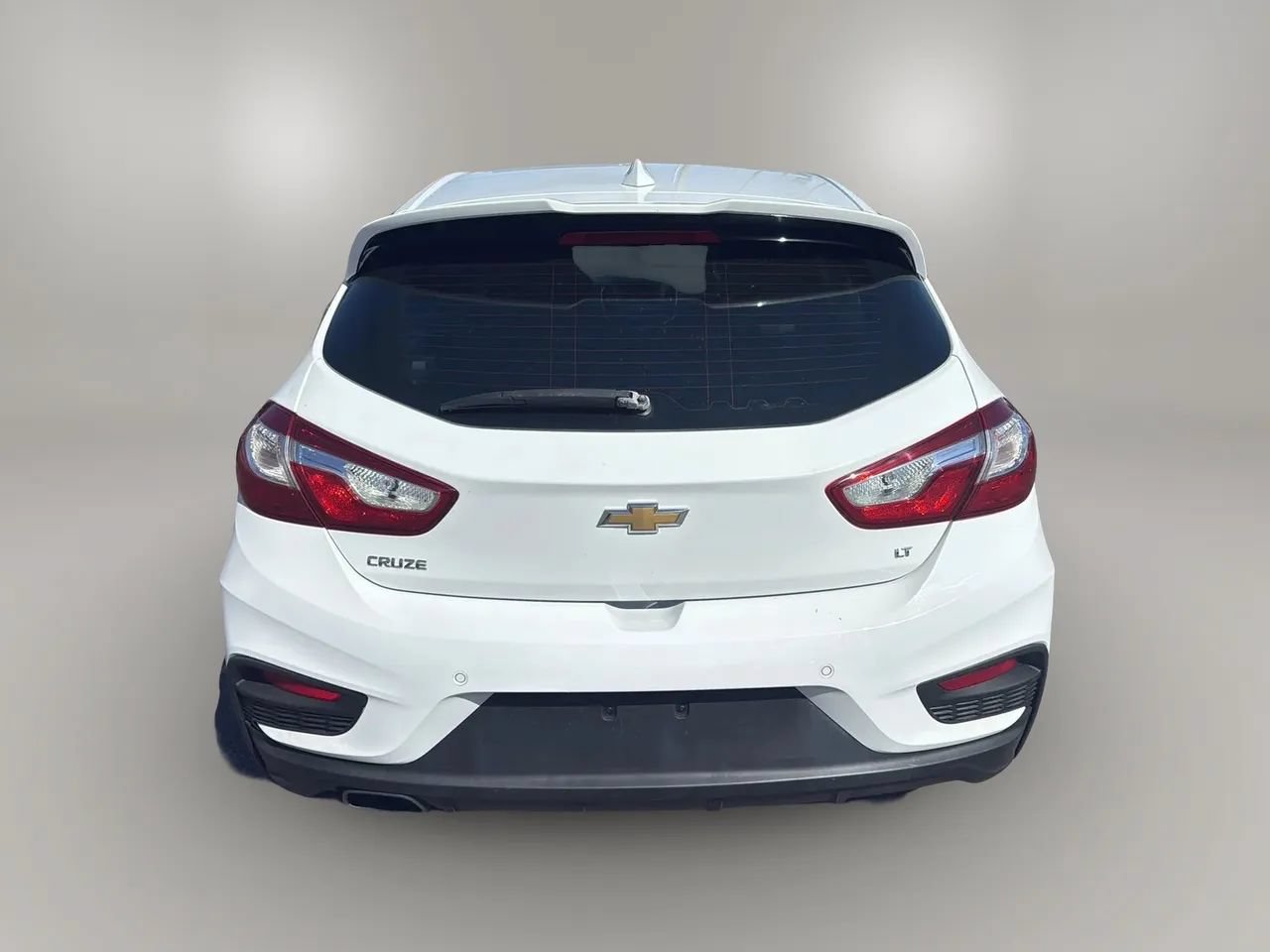Used 2017 Chevrolet Cruze LT w/ Convenience Package FWD image 4