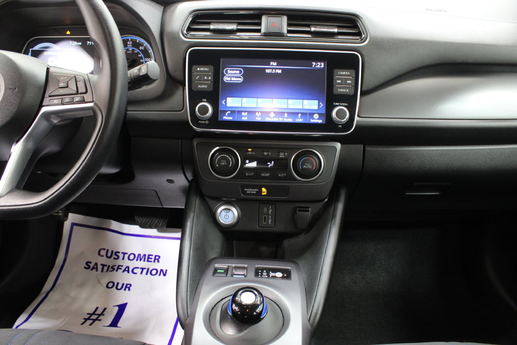 Used 2025 Nissan Leaf S FWD image 20