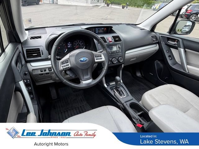 Used 2015 Subaru Forester 2.5i Touring AWD/4WD image 24