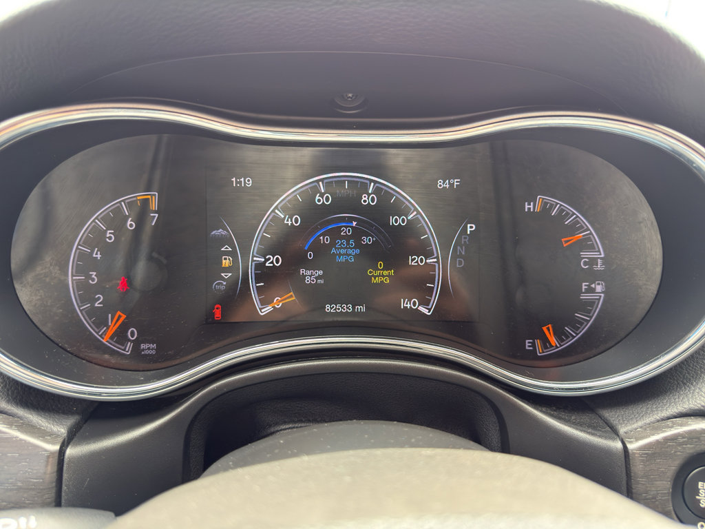 Used 2018 Jeep Grand Cherokee Laredo AWD/4WD image 21