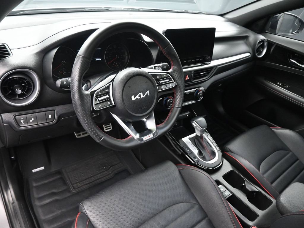 Used 2024 Kia Forte GT w/ GT2 Package image 19