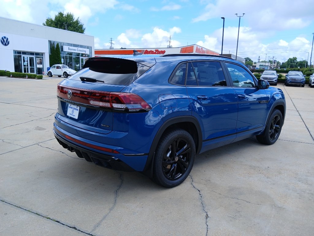 New 2026 Volkswagen Atlas Cross Sport SEL R-Line AWD/4WD image 8