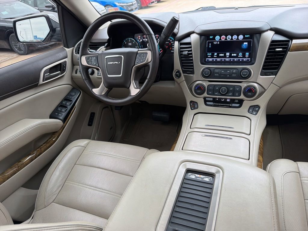 Used 2017 GMC Yukon Denali w/ Open Road Package AWD/4WD image 22