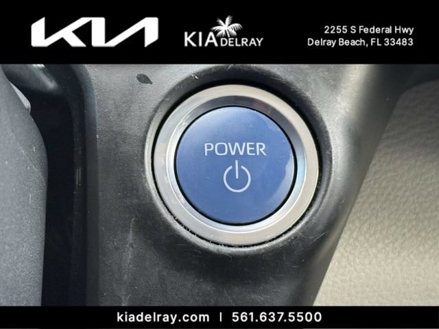 Used 2021 Toyota Sienna Limited FWD image 33