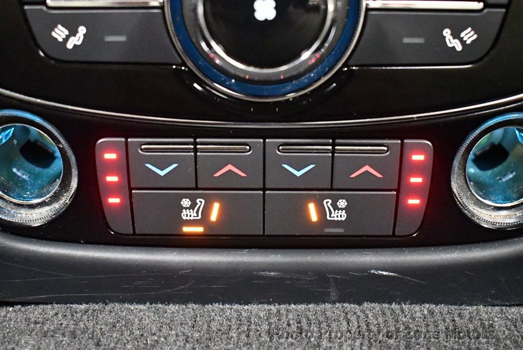 Used 2015 Jaguar XJ image 24