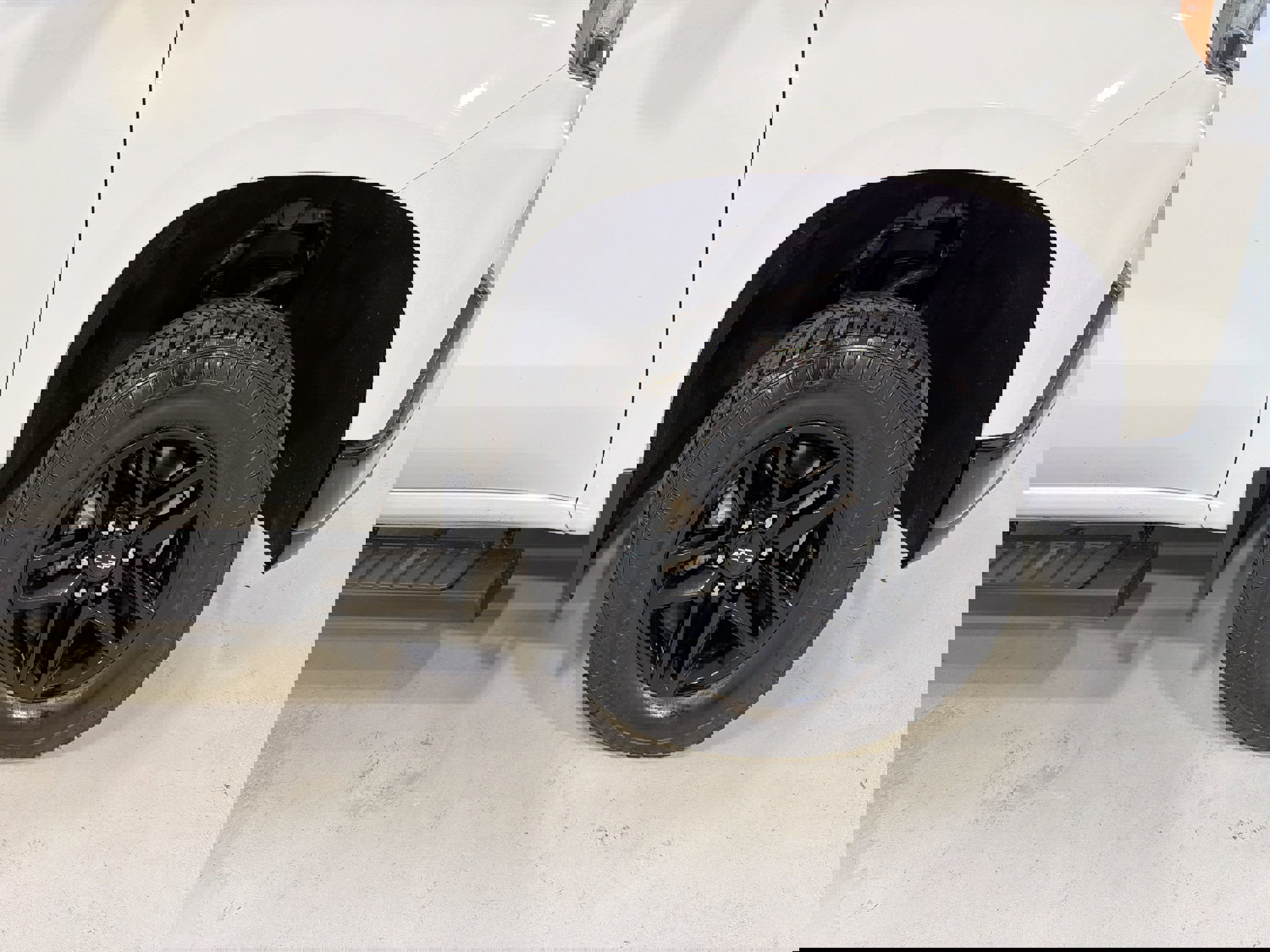 Used 2020 Chevrolet Silverado 1500 LT Trail Boss image 28