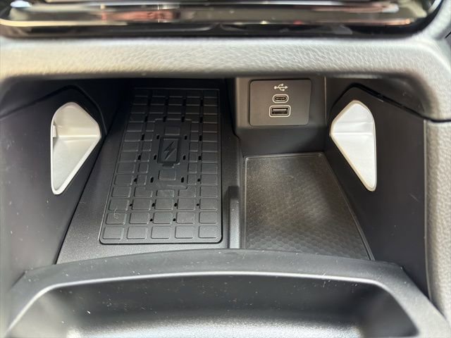 New 2025 Ford Ranger Lariat w/ Chrome Accent Package image 29