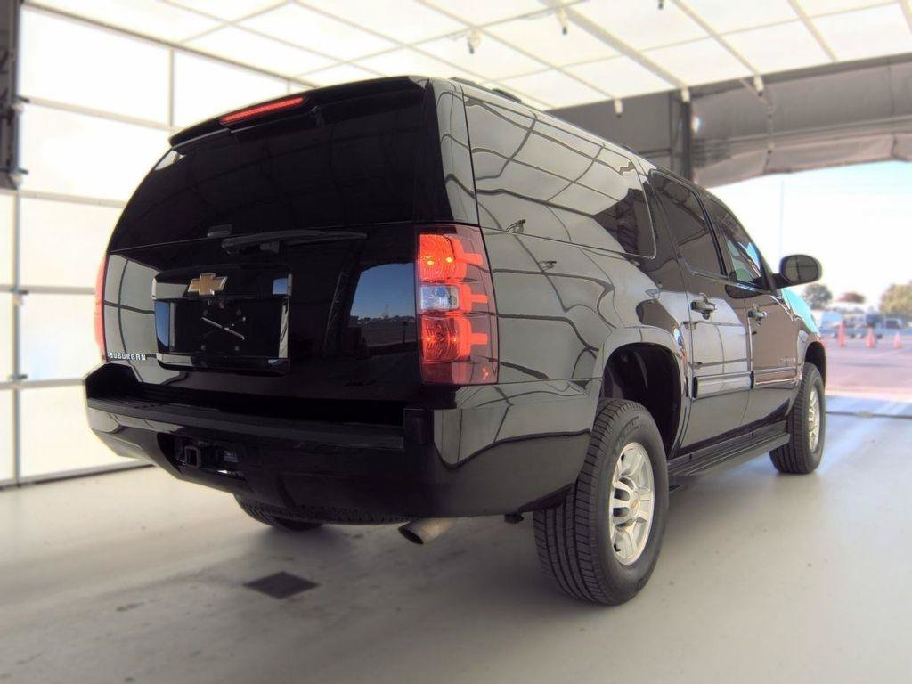 Used 2013 Chevrolet Suburban 2500 LS w/ Skid Plate Package AWD/4WD image 8