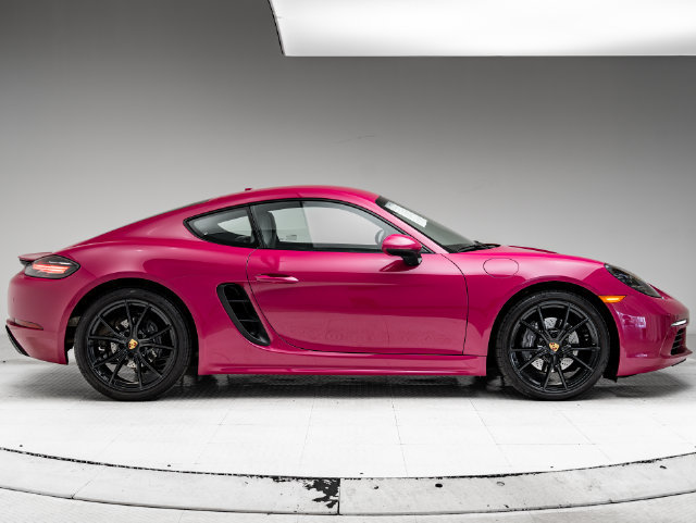 Certified 2025 Porsche 718 Cayman RWD image 30