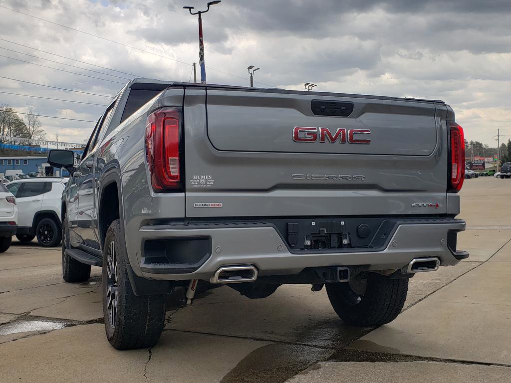 Used 2025 GMC Sierra 1500 AT4 w/ AT4 Premium Package AWD/4WD image 6