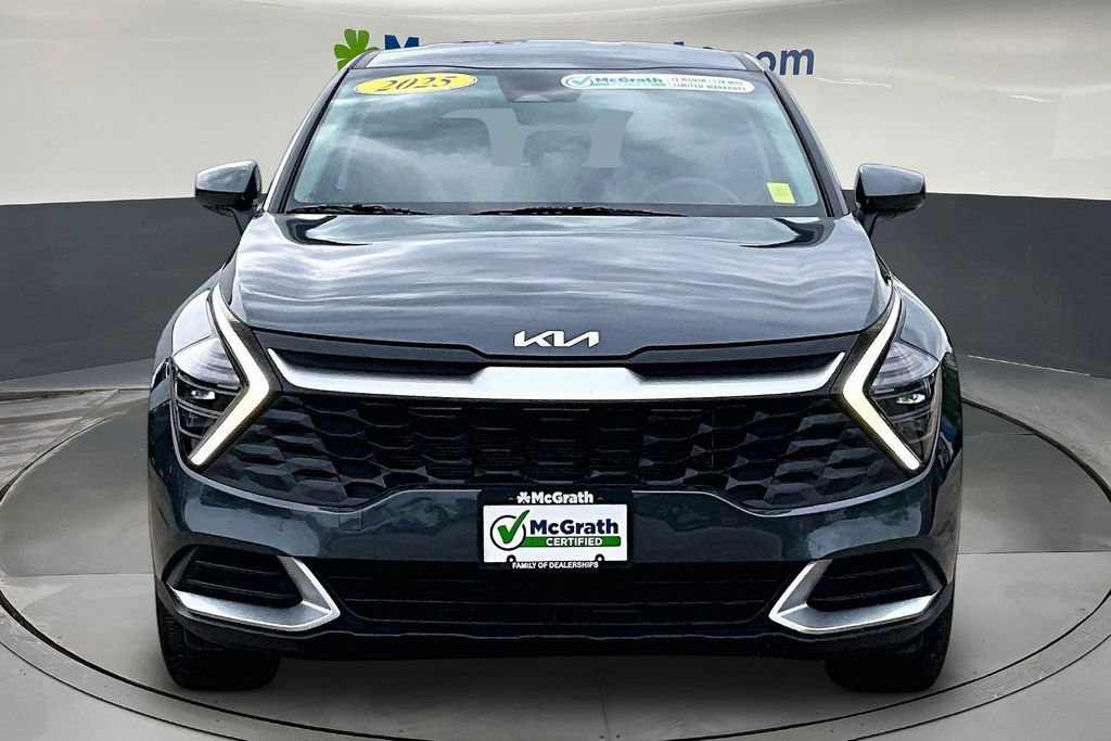 Used 2025 Kia Sportage LX AWD/4WD image 2