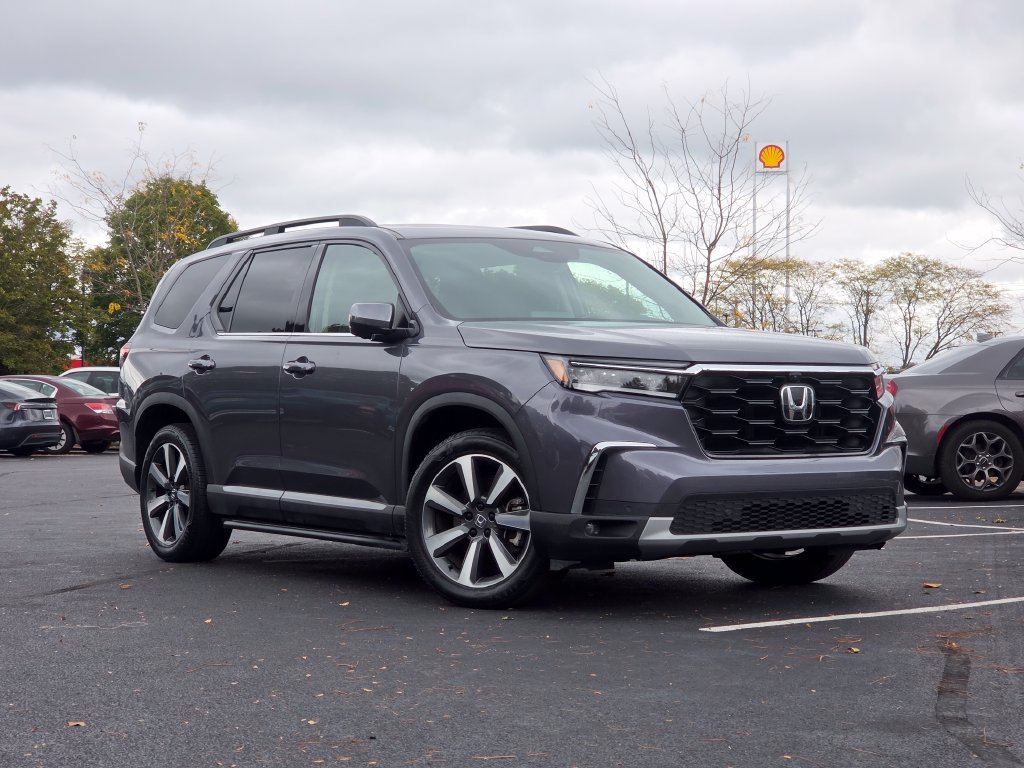 Certified 2025 Honda Pilot Elite image 2