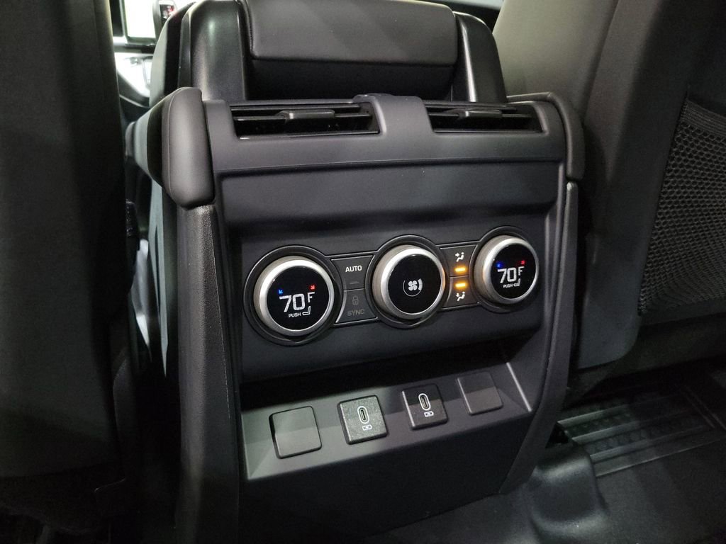 New 2026 Land Rover Defender 110 X-Dynamic SE AWD/4WD image 23