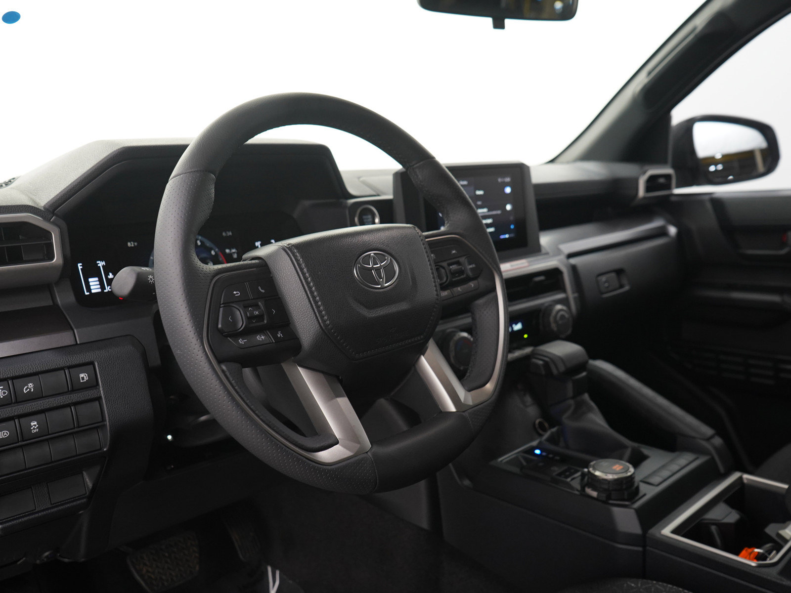 Used 2026 Toyota 4Runner SR5 AWD/4WD image 22
