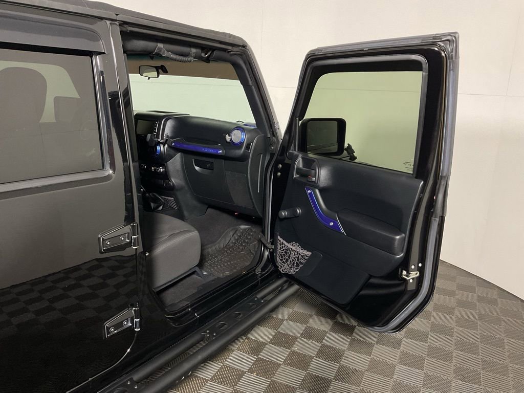 Used 2016 Jeep Wrangler Unlimited Sport image 30