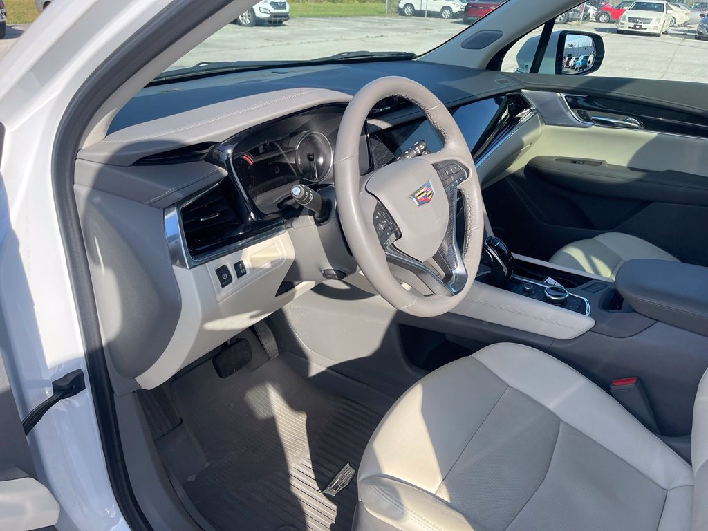 Certified 2023 Cadillac XT6 Premium Luxury w/ LPO, Floor Liner Package AWD/4WD image 13